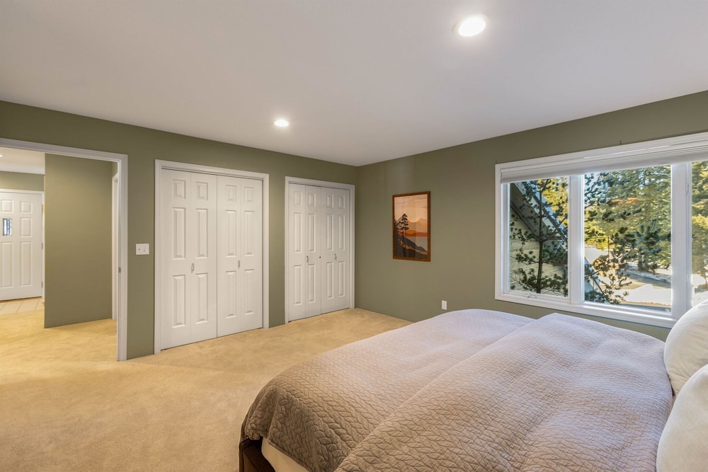 Snow Creek Peak Condo