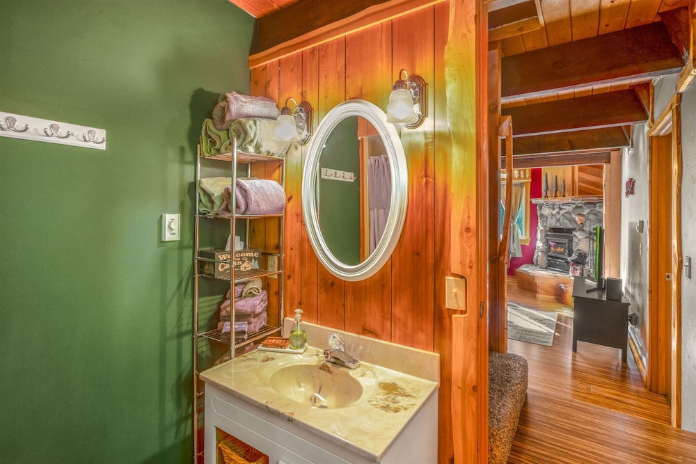 Fir Tree Cabin in Packwood