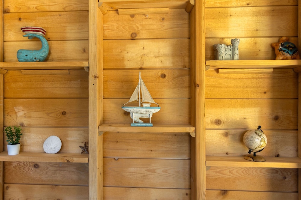 Enjoy Coastal Comfort in This Relaxing Retreat