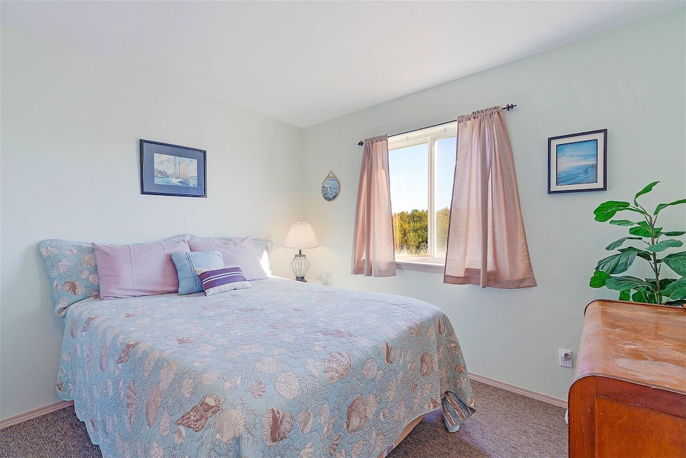 Mandala Sands in Westport