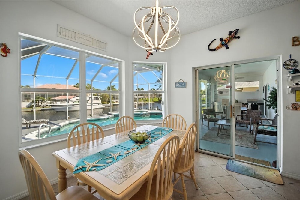 Boaters Dream Pool Spa Dock Walking Biking
