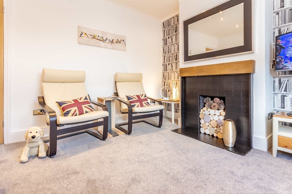 Host Stay Farningham Residence