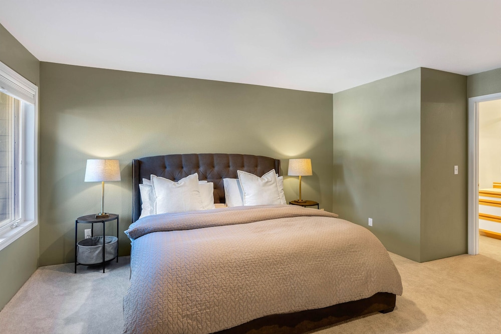 Snow Creek Peak Condo