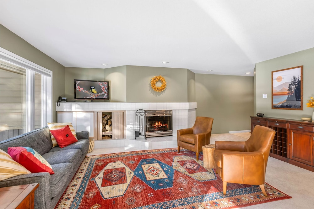 Snow Creek Peak Condo