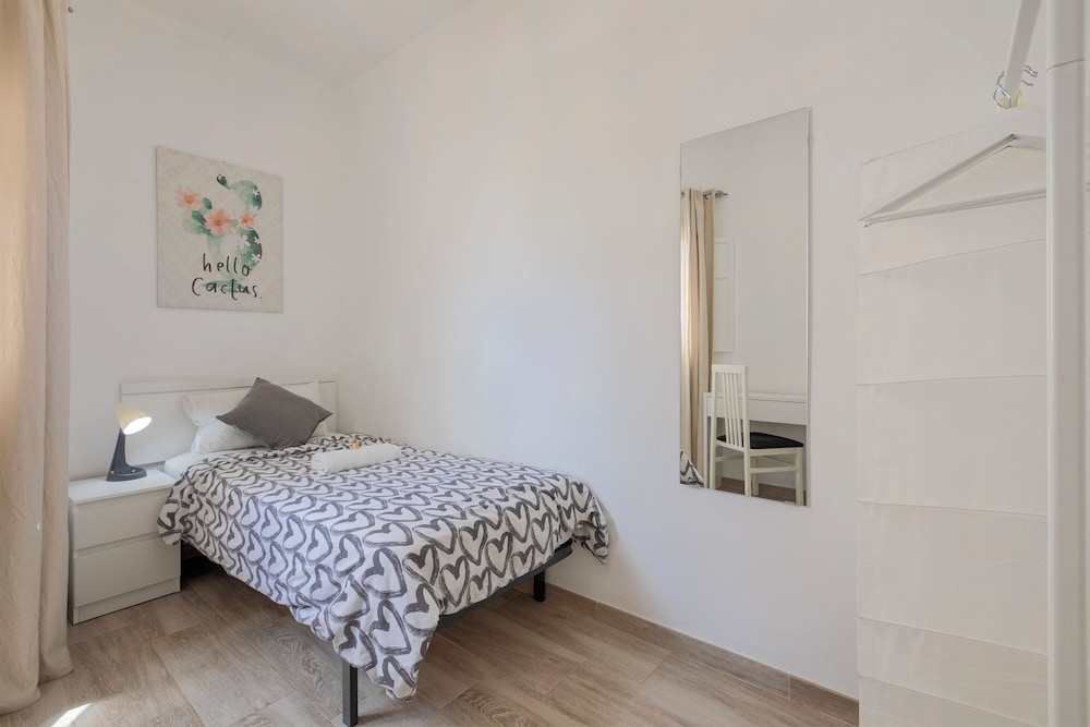 TENERIFE URBAN ROOMS