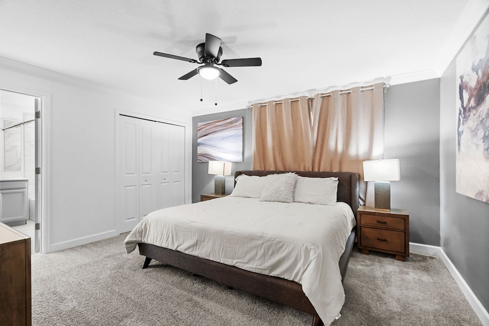 Stylish 4BR Home Near Disney With Themed Rooms
