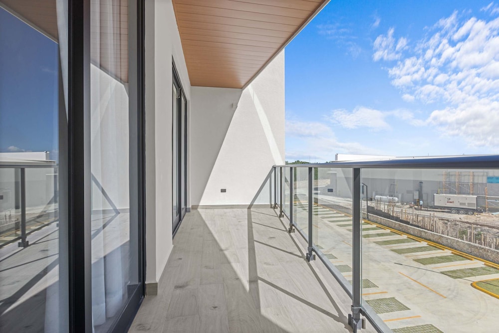 NOK Modern 2BR at The Towers by Vistacana