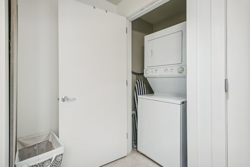 Hazelnut Suite - 204
