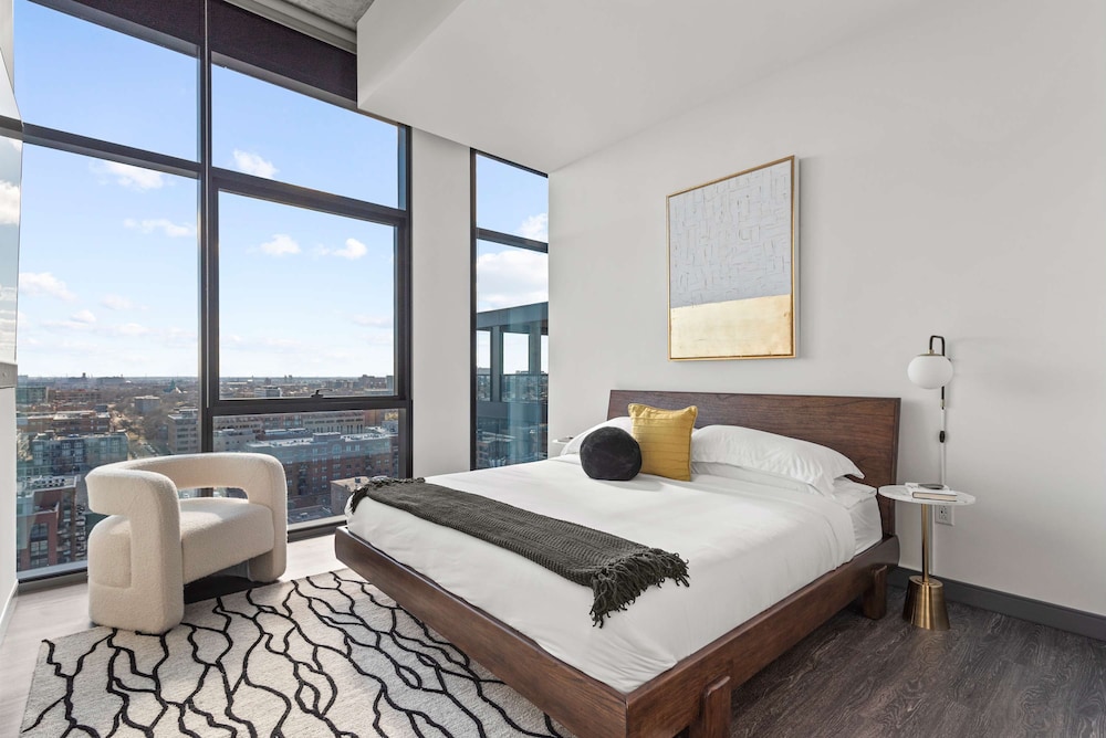 Cloud9 2x1 Apartments Fulton Market The Pop