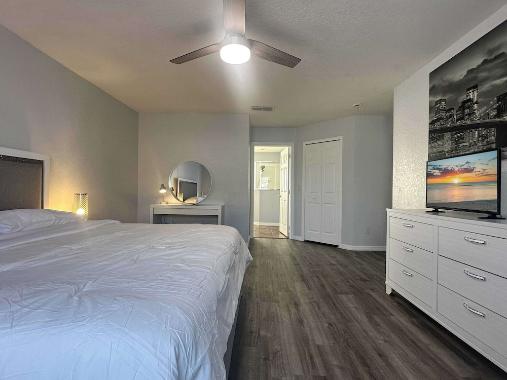 Family Villa 5 Bedroom Near Disney World