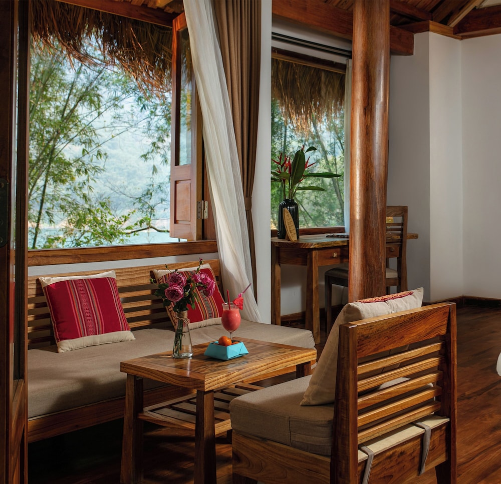 Mai Chau Hideaway Lake Resort 48