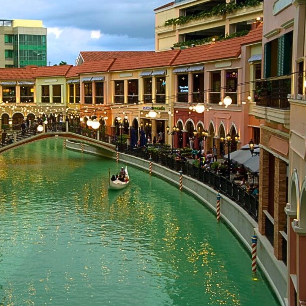 Live Luxury Living at BGC Venice