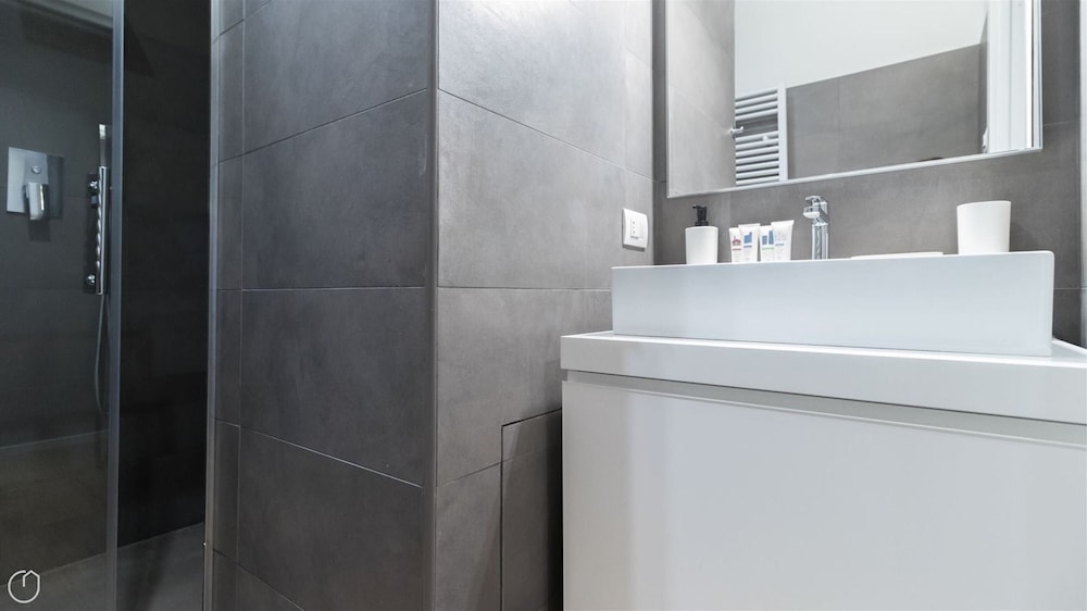 Freguglia C - Bright Cozy Apartment in Milan City Center