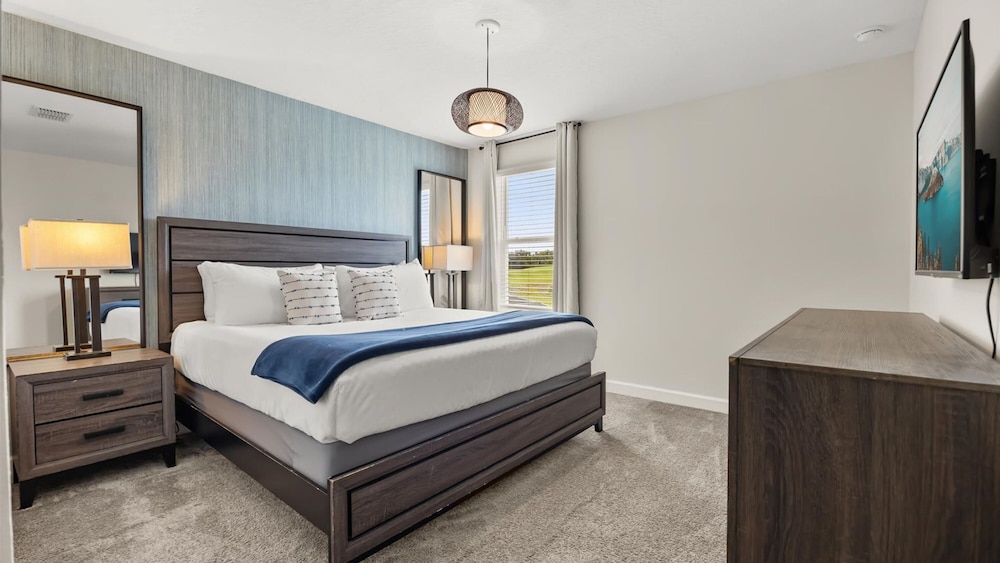 Upstay Championsgate 9BR Villa With Pool Cinema
