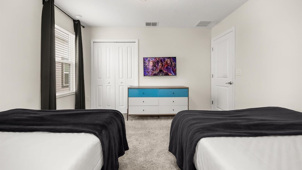 Upstay Championsgate 9BR Villa With Pool Cinema