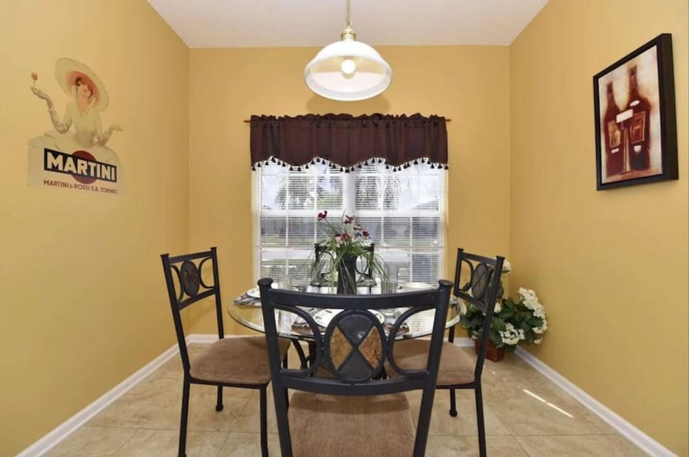 Family Villa Near Disney With Private Pool