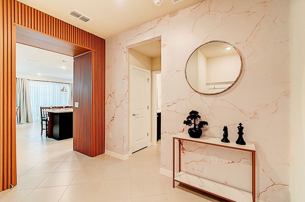 16101 Dream Home Perfect for Families Near Disney Water Parks