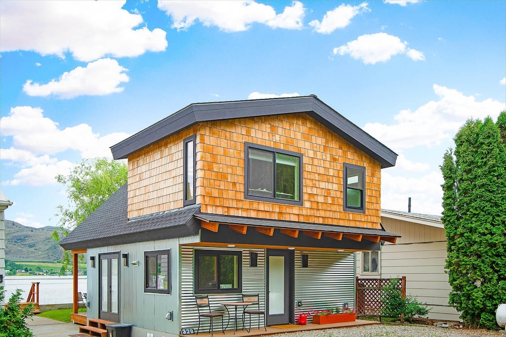 Lake Level Chalet in Oroville