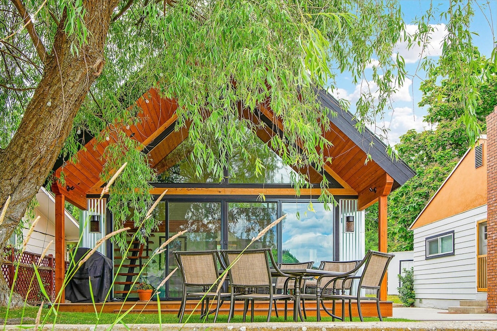 Lake Level Chalet in Oroville