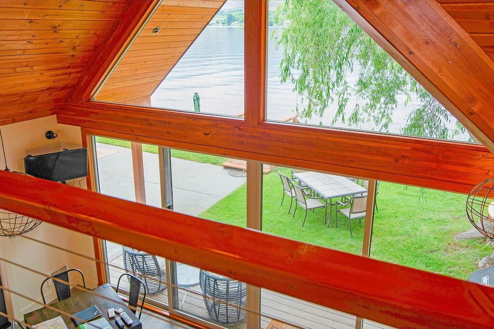 Lake Level Chalet in Oroville