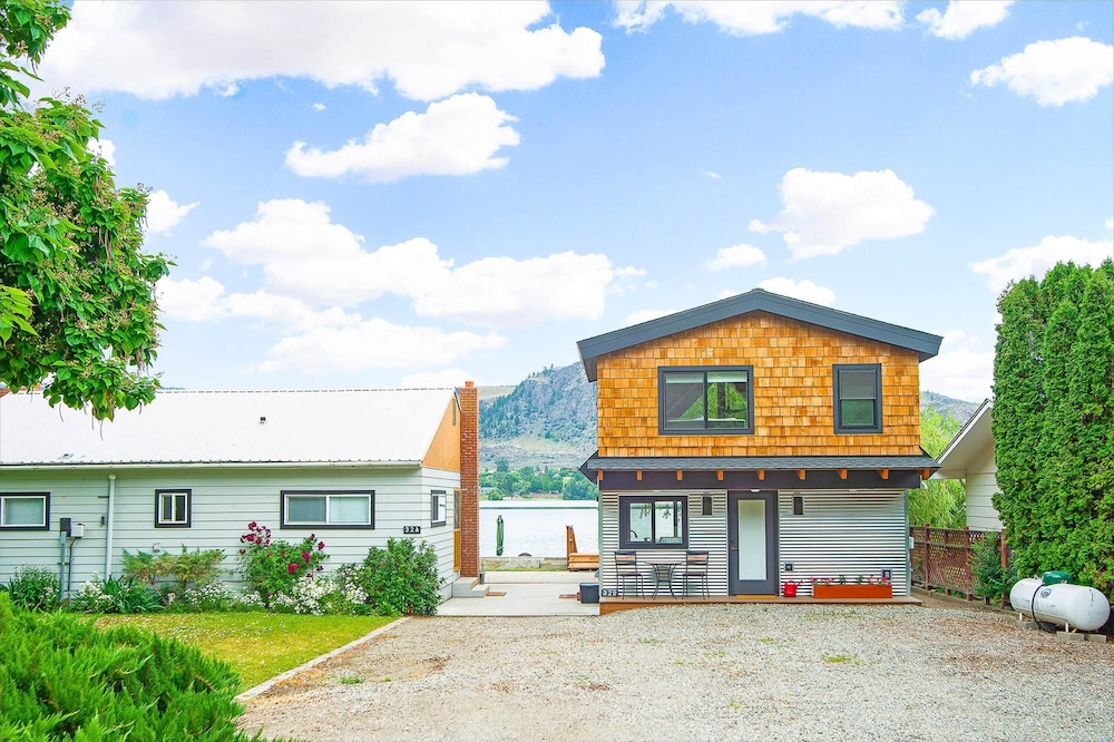 Lake Level Chalet in Oroville
