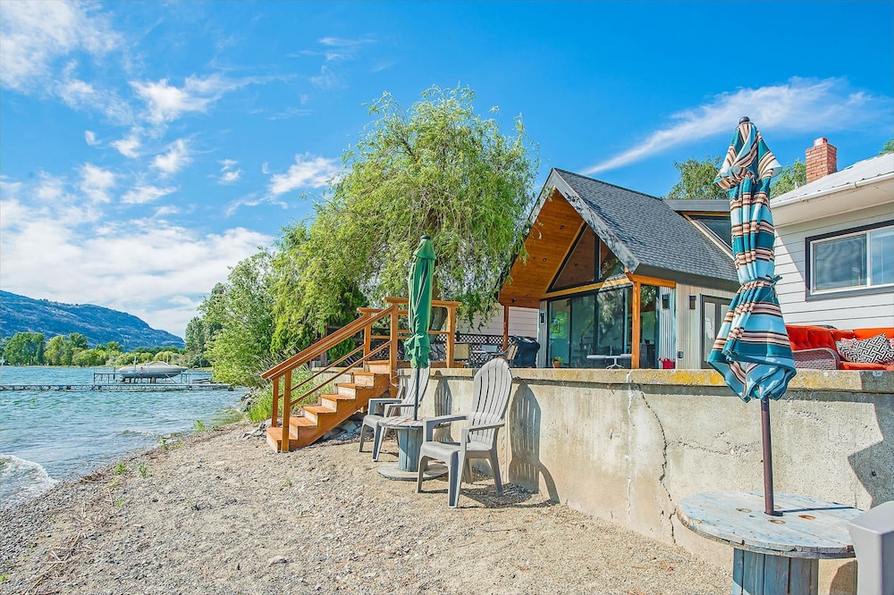 Lake Level Chalet in Oroville