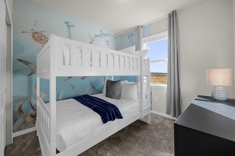 Elegant 6BR Home Perfect for Families