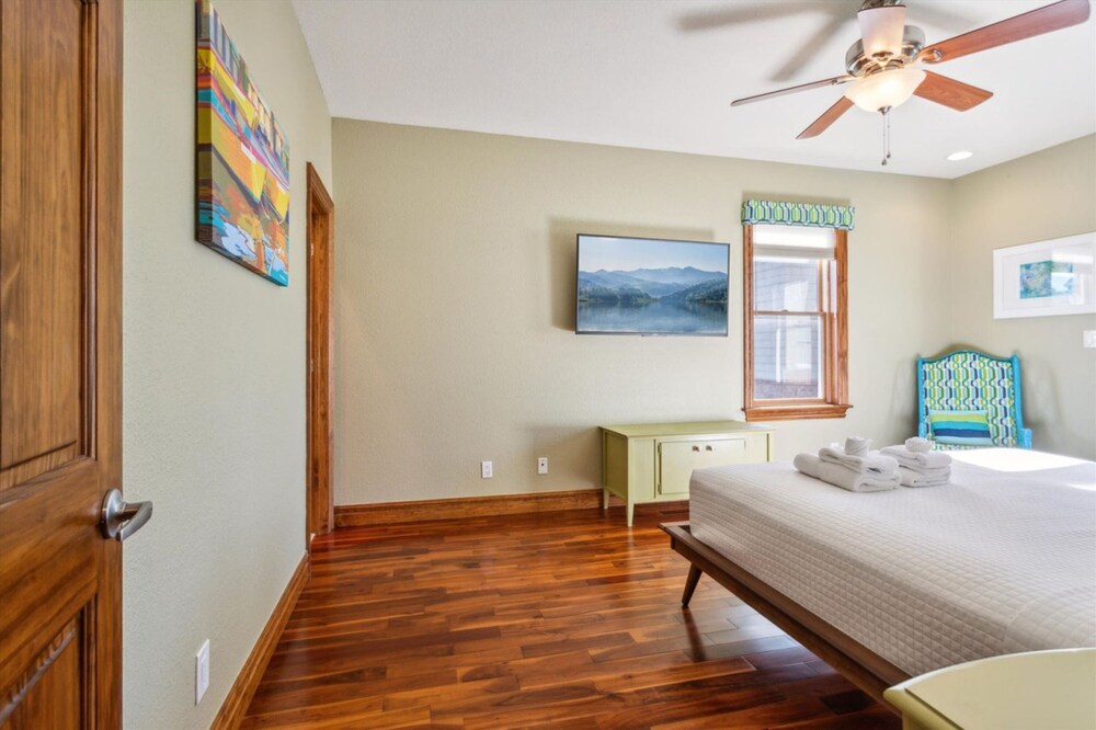 Coastal Destiny - Ocean View Balcony Elevator