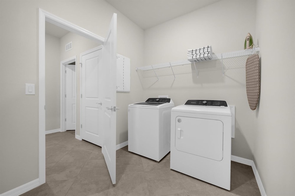 Elegant 6BR Home Perfect for Families