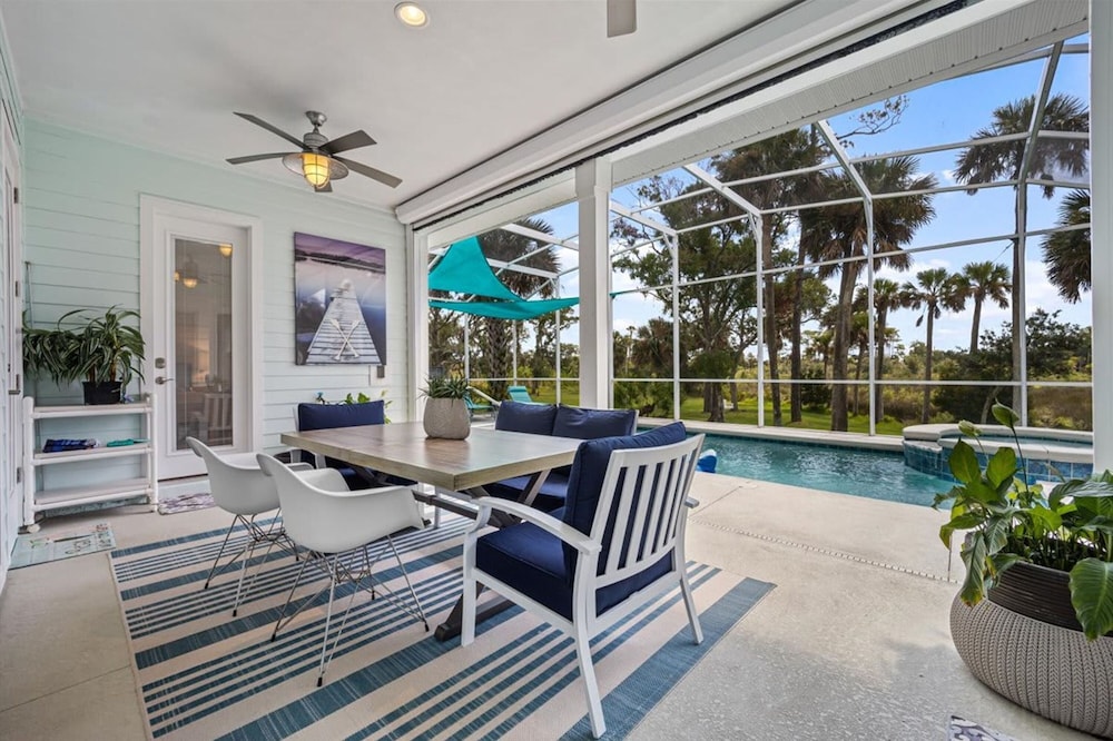 5BR Retreat Pool Opt Heated Spa Bikes Views