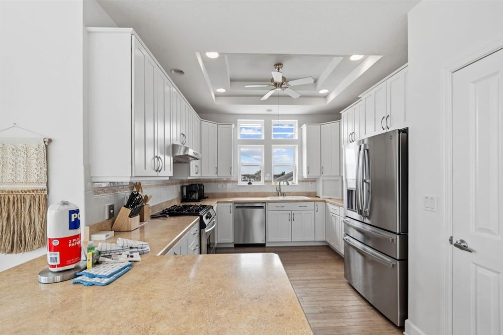 Beachfront 5BR Home With Ocean Views