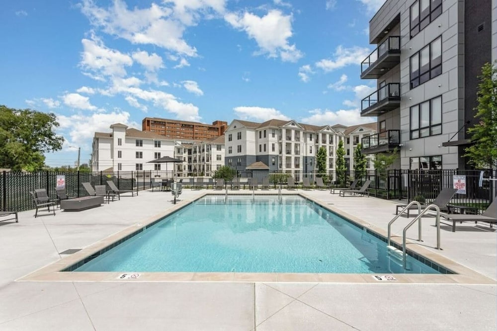 Nash Landing by Avantstay Heart of Midtown Nashville Patio