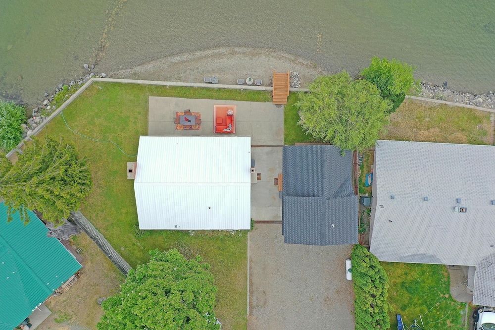 Lake Level Chalet in Oroville