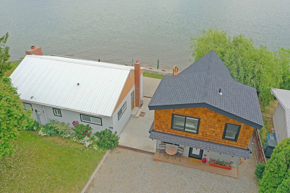 Lake Level Chalet in Oroville