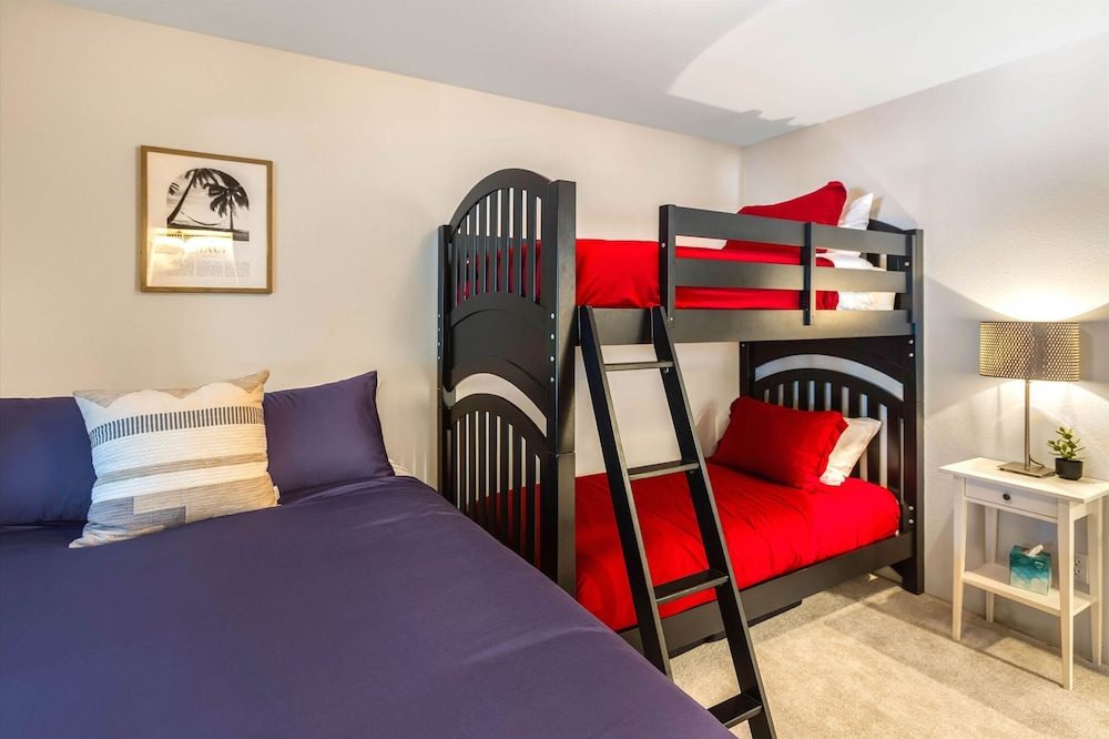 Snow Creek Peak Condo