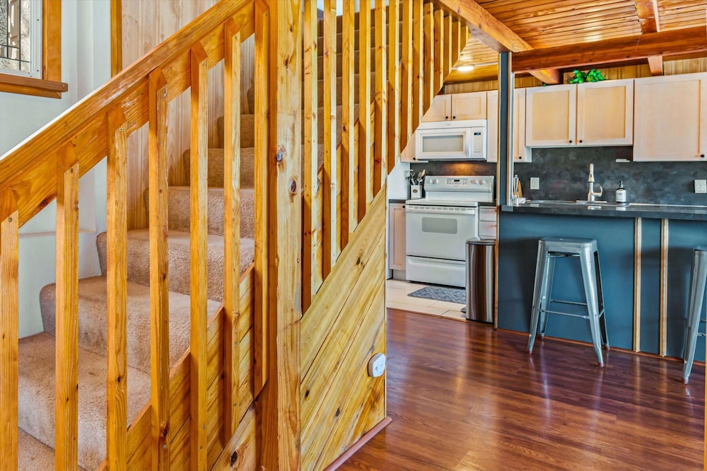 Utopia Cove in Union