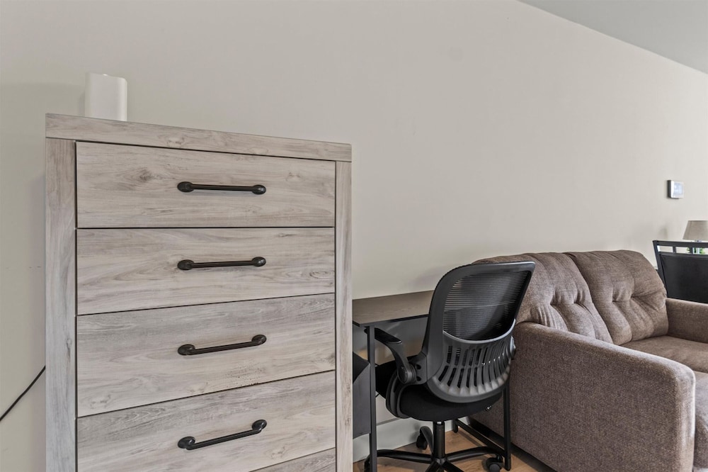 Modern Studio Apartment in Huntsville