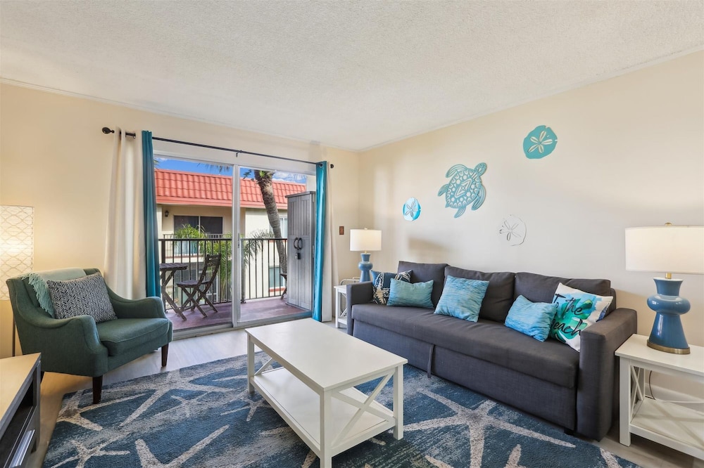Pelican Inlet C222 in St Augustine