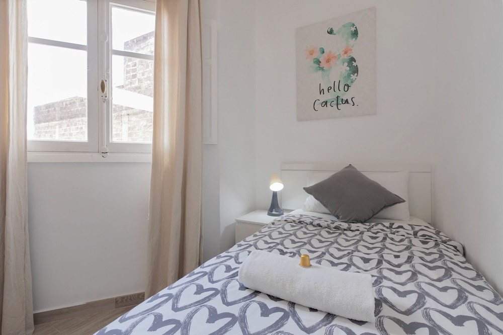 TENERIFE URBAN ROOMS