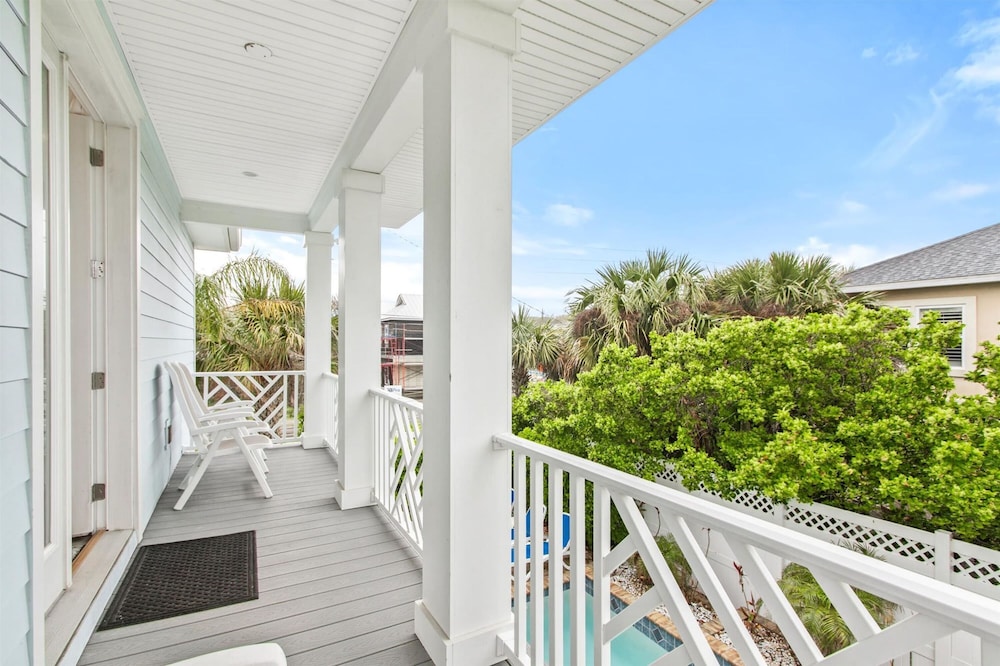 Heated Pool Elevator Game Room Ocean Decks
