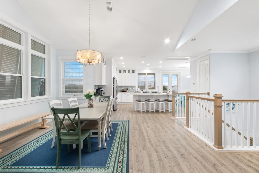 Heated Pool Elevator Game Room Ocean Decks
