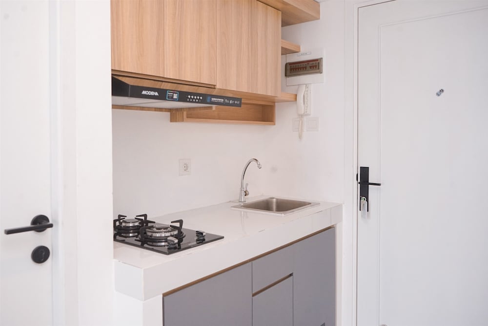 Comfort Studio Loft Apartment At Kingland Avenue