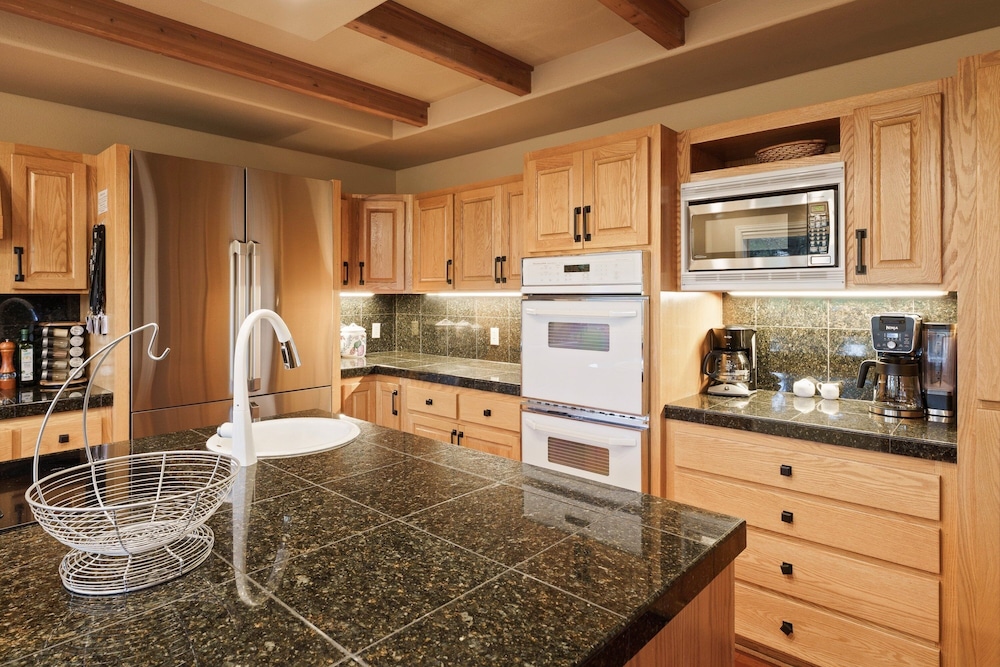Winners Circle 30 5 Bedroom Home