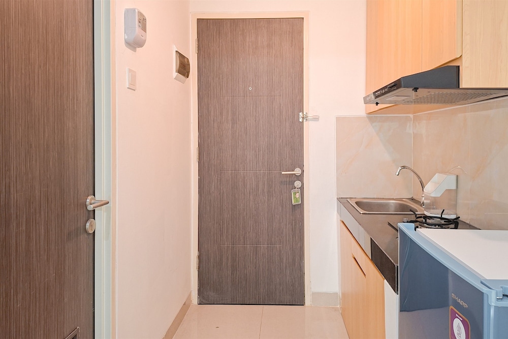 Cozy Living Studio Room At Serpong Garden Apartment