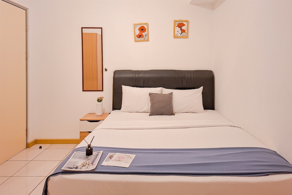 Nice And Homey 2Br Apartment M-Town Residence