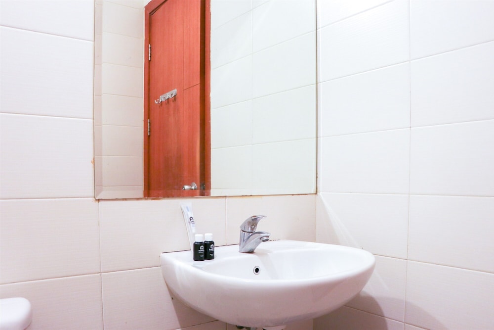 Great Location And Comfy 1Br Apartment Woodland Park Residence