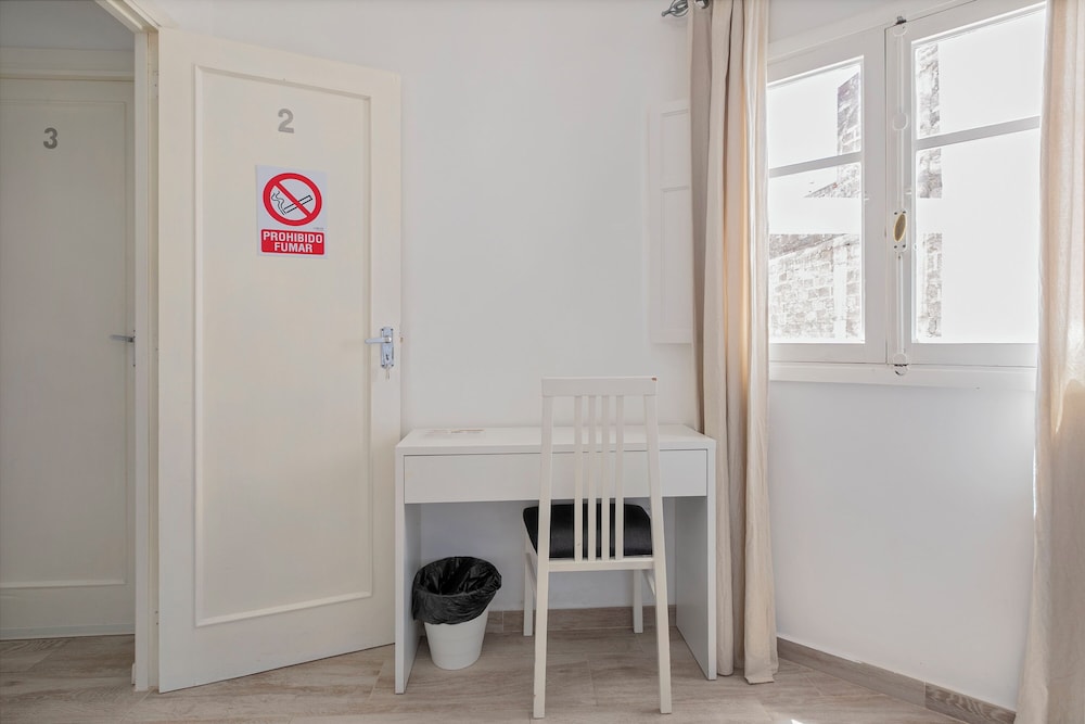 TENERIFE URBAN ROOMS