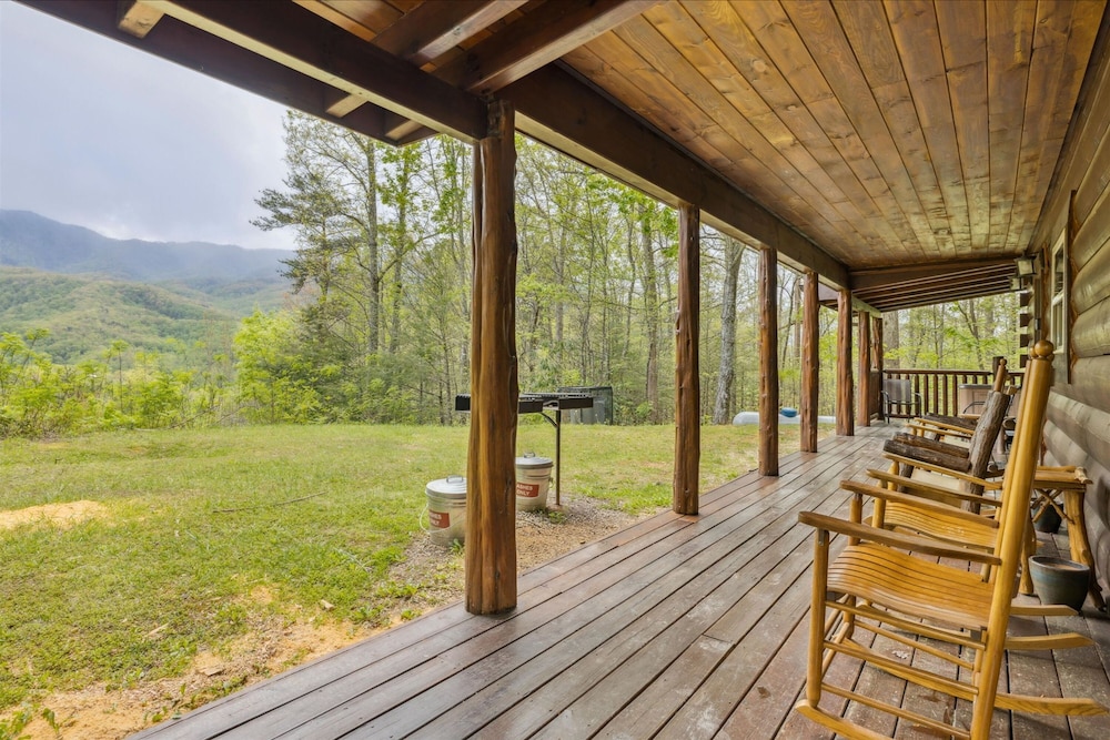 Amazing Views Hot Tub Game Room Pool
