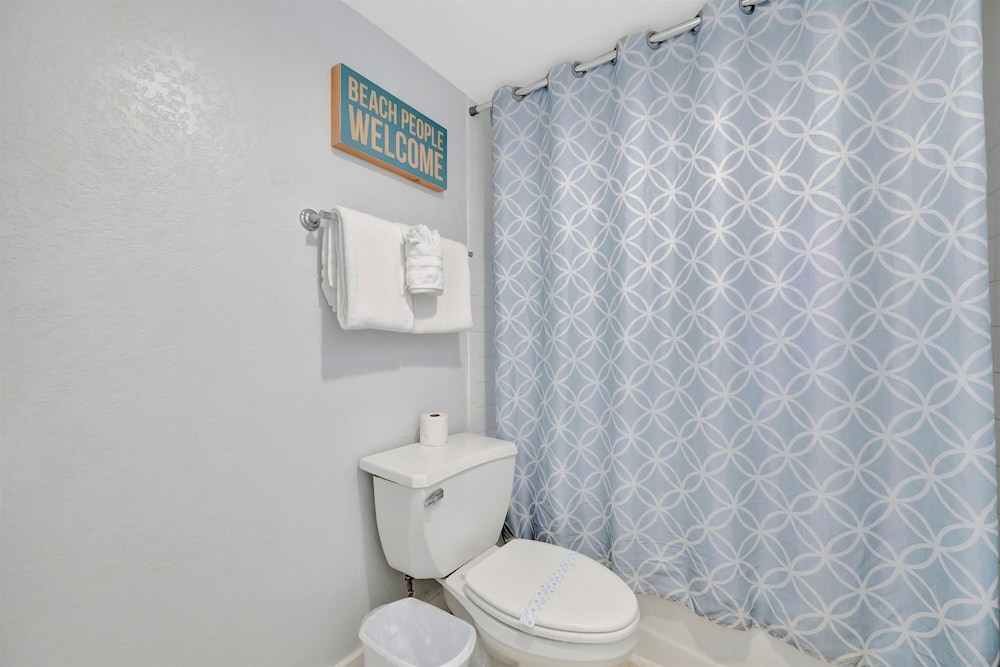 Beach Suite Pool Hot Tub Gym Game Room Tennis