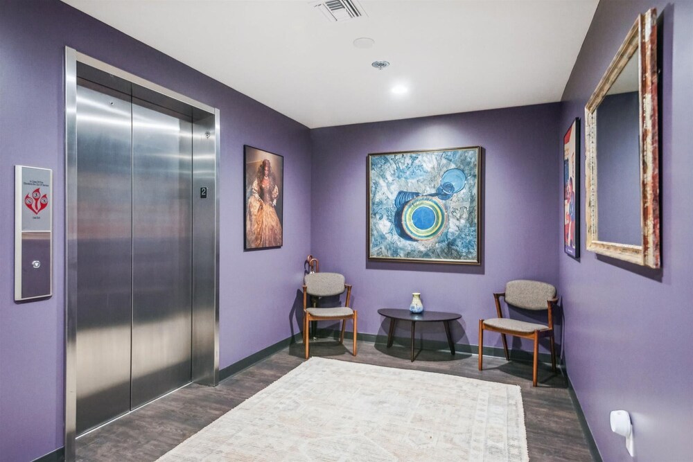 Sunstone Suite - 202